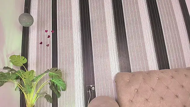 tiffanyy_777 live sex cam