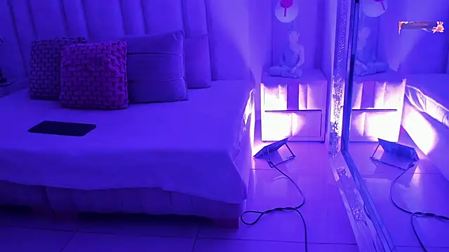 im_ariana_'s cam snapshot