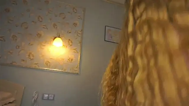 QuennaCoote's cam snapshot