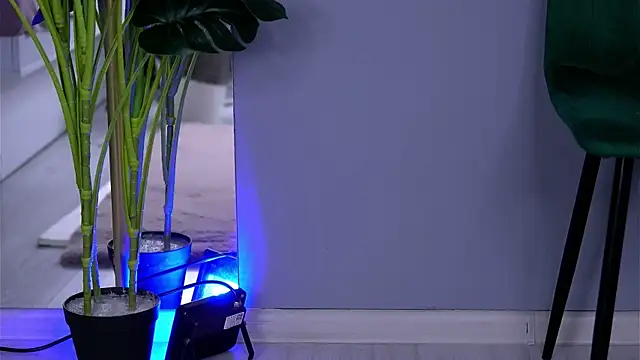 AwaLynch's cam snapshot