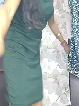 Saharaa's cam snapshot