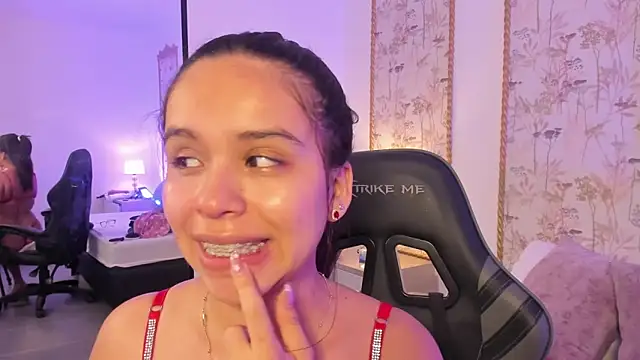 rubby_grundy's cam snapshot