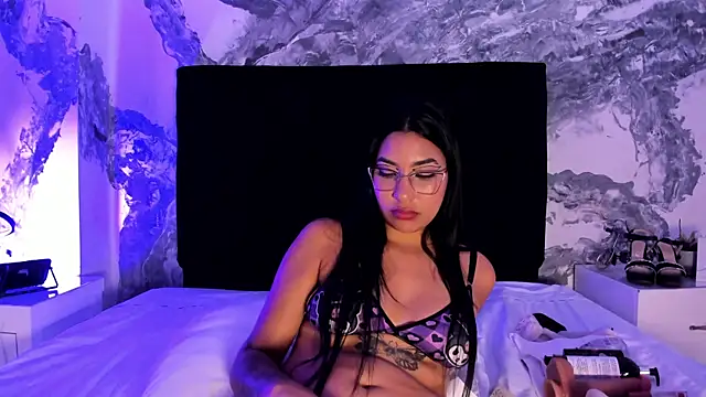 lilithDraven_'s cam snapshot