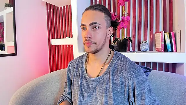 PatrickSenova live sex cam