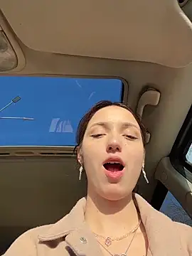 DollyTall live sex cam