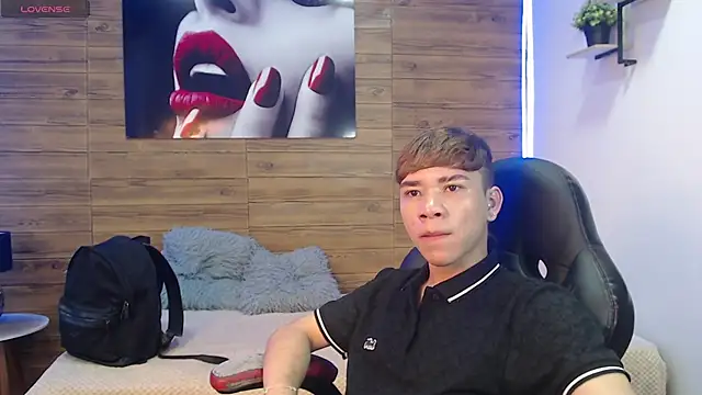 nathanclay live sex cam