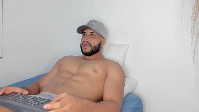 Pier_Simons live sex cam