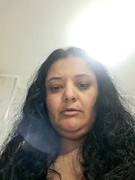 sarahhh1987's cam snapshot