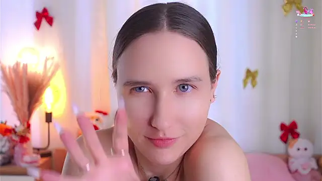 MaudAle live sex cam