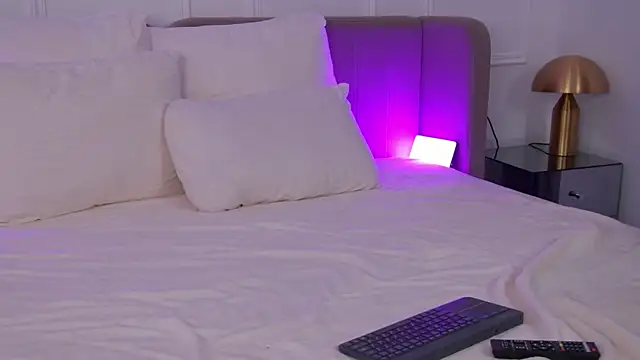 AnnaRow's cam snapshot