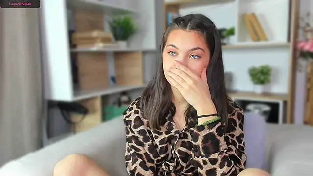 FunnyyMonkeyy's cam snapshot