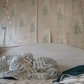 Tupo070481 live sex cam