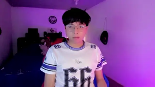 AnggelONfiree live sex cam