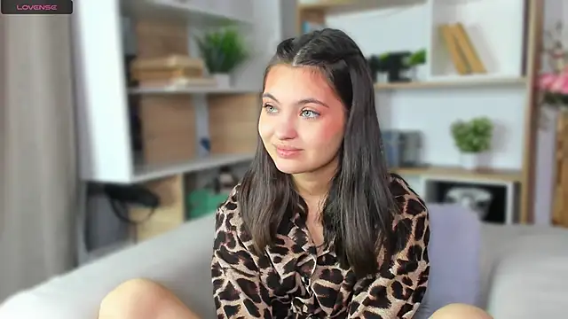 FunnyyMonkeyy's cam snapshot