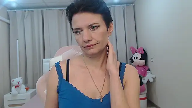 AvaSaturnian's cam snapshot