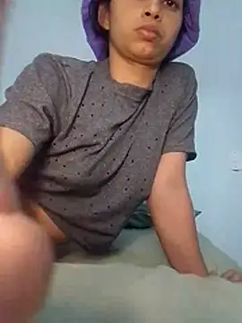 morenaus2025 live sex cam