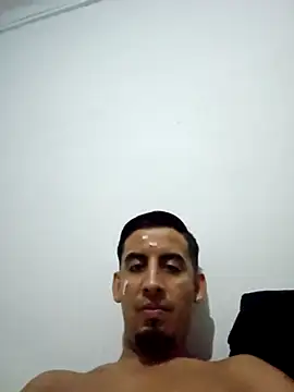 Pollaelectrica77 live sex cam