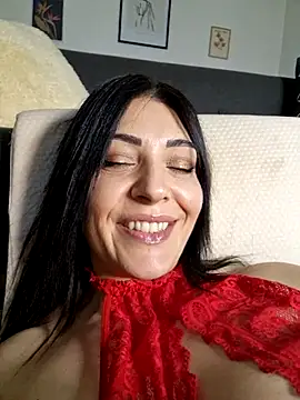 AryaSummersReal live sex cam