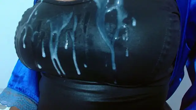 hoot_emily's cam snapshot