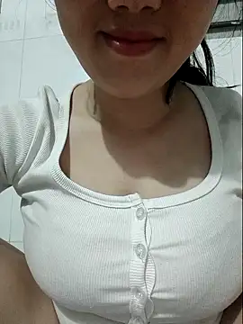 Shine_Mai's cam snapshot