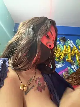 V-Hot-Sweti live sex cam