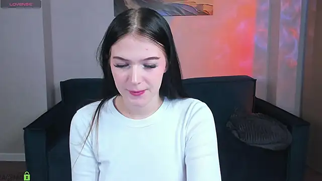 linajourney's cam snapshot