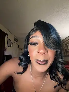 MidnightChanel's cam snapshot