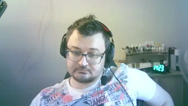 SirAbuser's cam snapshot