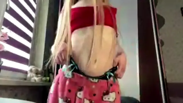 TinyTifa's cam snapshot