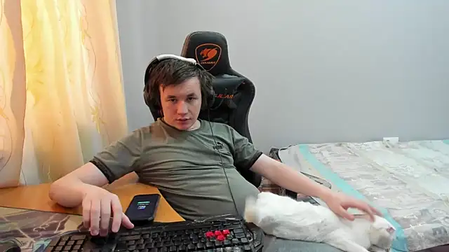 iliaskrislove live sex cam