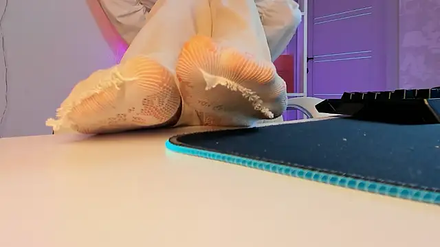 ElliFrankenweenie's cam snapshot