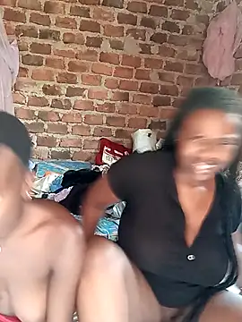 Sassy_boobs21's cam snapshot