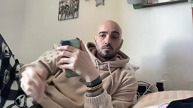 alessandromori91 live sex cam