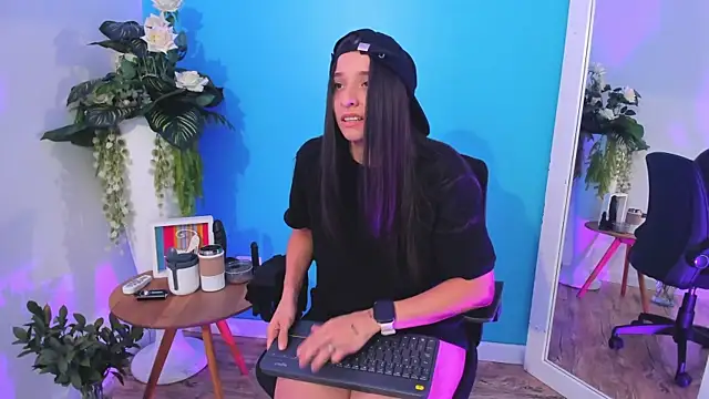 ViictoriiaSaenz's cam snapshot