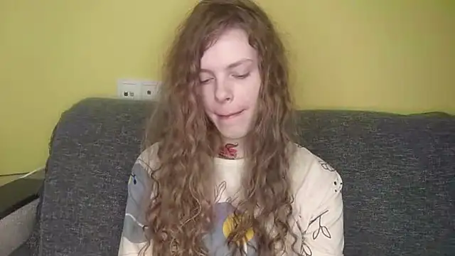 RayaNenlia's cam snapshot