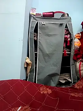 Karishma_88's cam snapshot