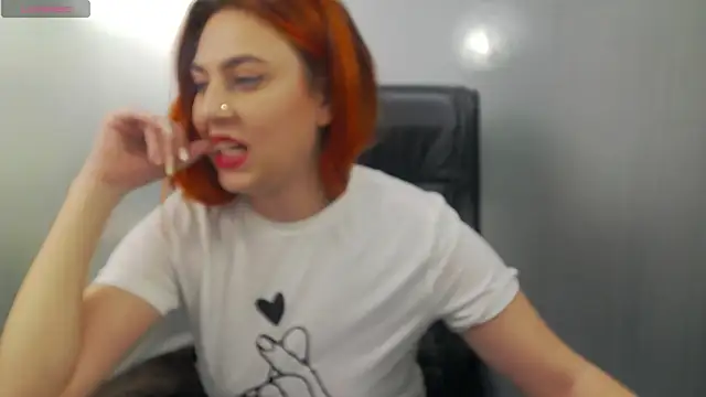 AvaBlue_ live sex cam