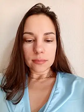 She-Moon's cam snapshot