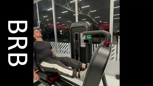 Tom_blunt96's cam snapshot