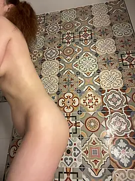 LynaFrost's cam snapshot