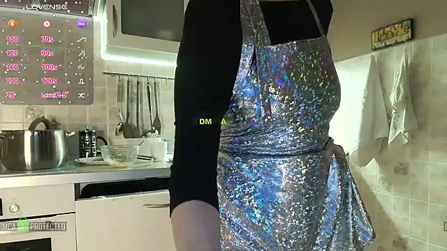 MilfeaN live sex cam