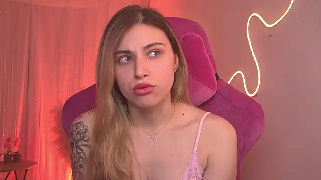 EllieCutes's cam snapshot