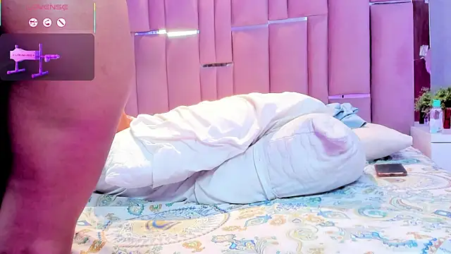 NikkiEvans's cam snapshot