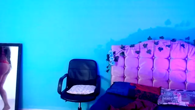 amber_miller18's cam snapshot