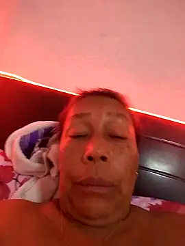 Ruby-Hot-Milf's cam snapshot