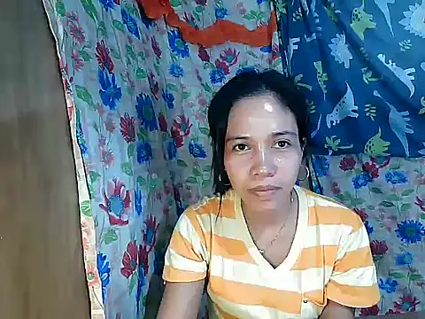 PinaySkinnyGirl live sex cam
