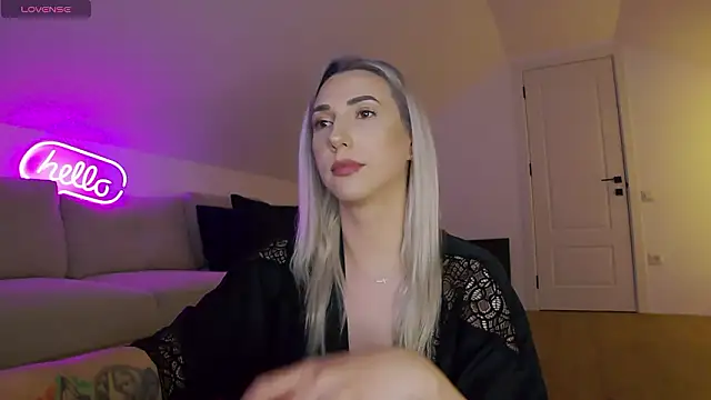 KhloeK live sex cam