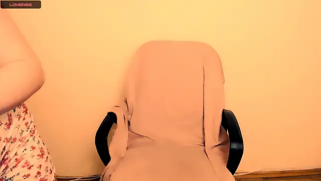 Felliciya live sex cam