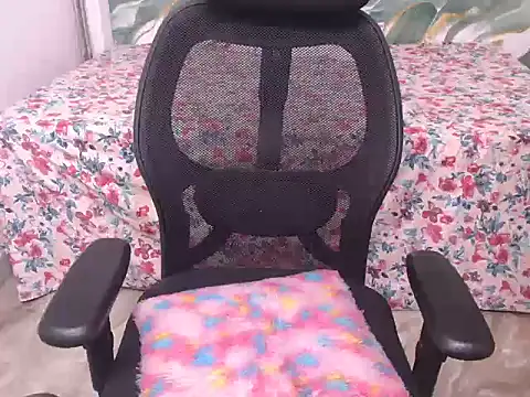 bold-smirthii's cam snapshot