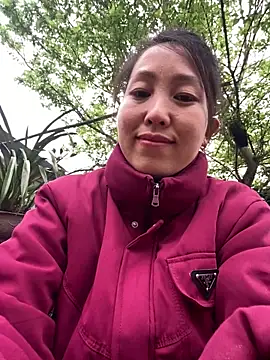 Huong-Ly's cam snapshot